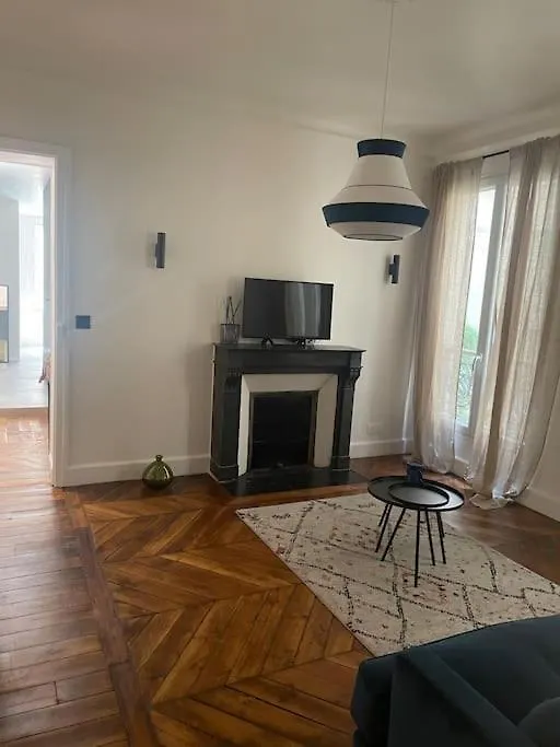 Apartment Appartement Parisien