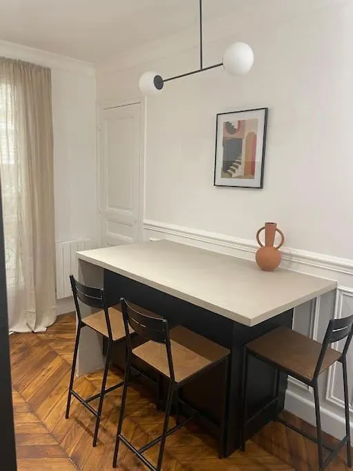 Appartement Parisien 0*, Paris